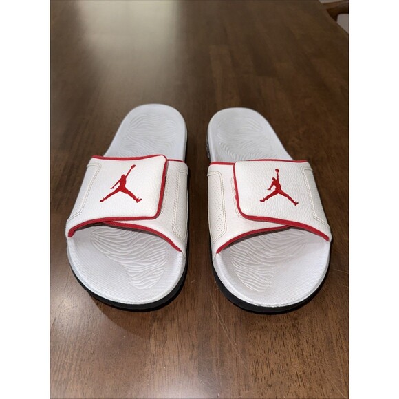Sandals_&_Flip_Flops